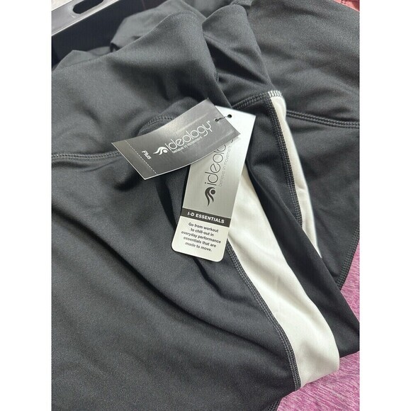 ID Ideology Women's Activewear Bundle Lot of Mixed Workout Gym Clothing 5 Items - Picture 9 of 14